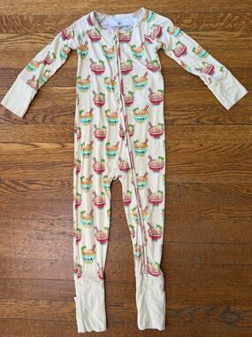 Bums & Roses Ramen Print One Piece Pajama Size 3